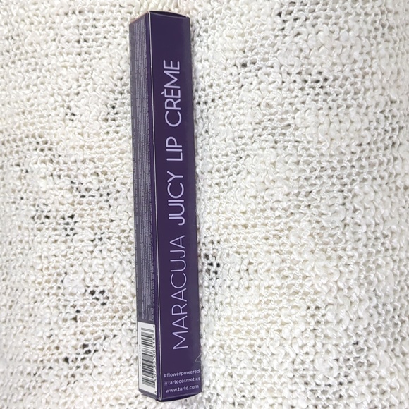 tarte maracuja juicy lip crème in Mauve, 2g/0.07oz - Picture 4 of 11